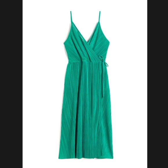 NWT - H&M - Green Pleated Wrapover Dress - Sizes XS and Small - Picture 1 of 8
